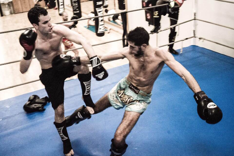 Boxe thai amar tatem entrainement jambes